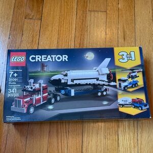 Lego Creator 31091 Shuttle Transporter 3 in 1 
Ages 7+